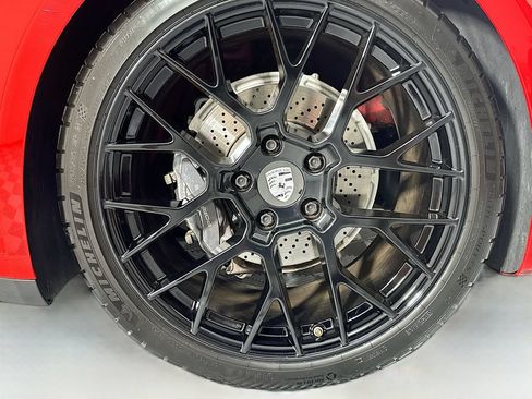 Certified 2021 Porsche 911 Carrera image 32