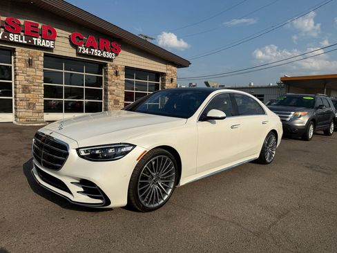 Used 2021 Mercedes-Benz S 580 4MATIC Sedan image 5