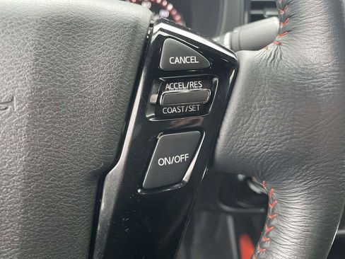 Certified 2022 Nissan Frontier PRO-4X w/ Off-Road Protection Package image 21