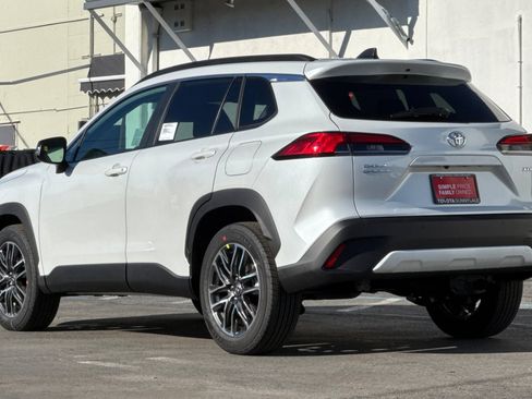 New 2026 Toyota Corolla Cross XLE image 7