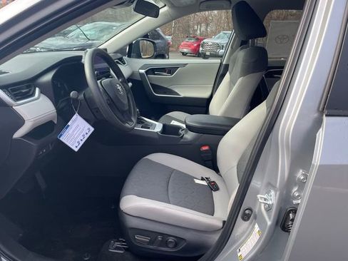 New 2025 Toyota RAV4 XLE image 38