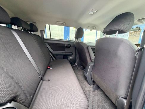 Used 2009 Scion xB FWD image 32