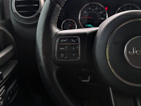 Used 2015 Jeep Wrangler Unlimited Sport w/ Quick Order Package 24S AWD/4WD image 24