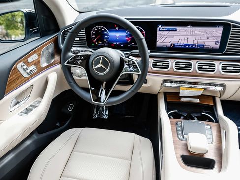 New 2026 Mercedes-Benz GLE 450 4MATIC image 14