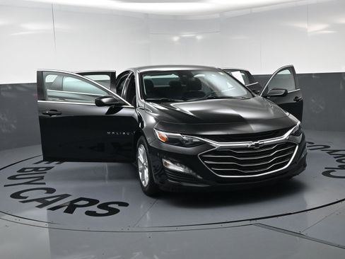 Used 2024 Chevrolet Malibu LT FWD image 23