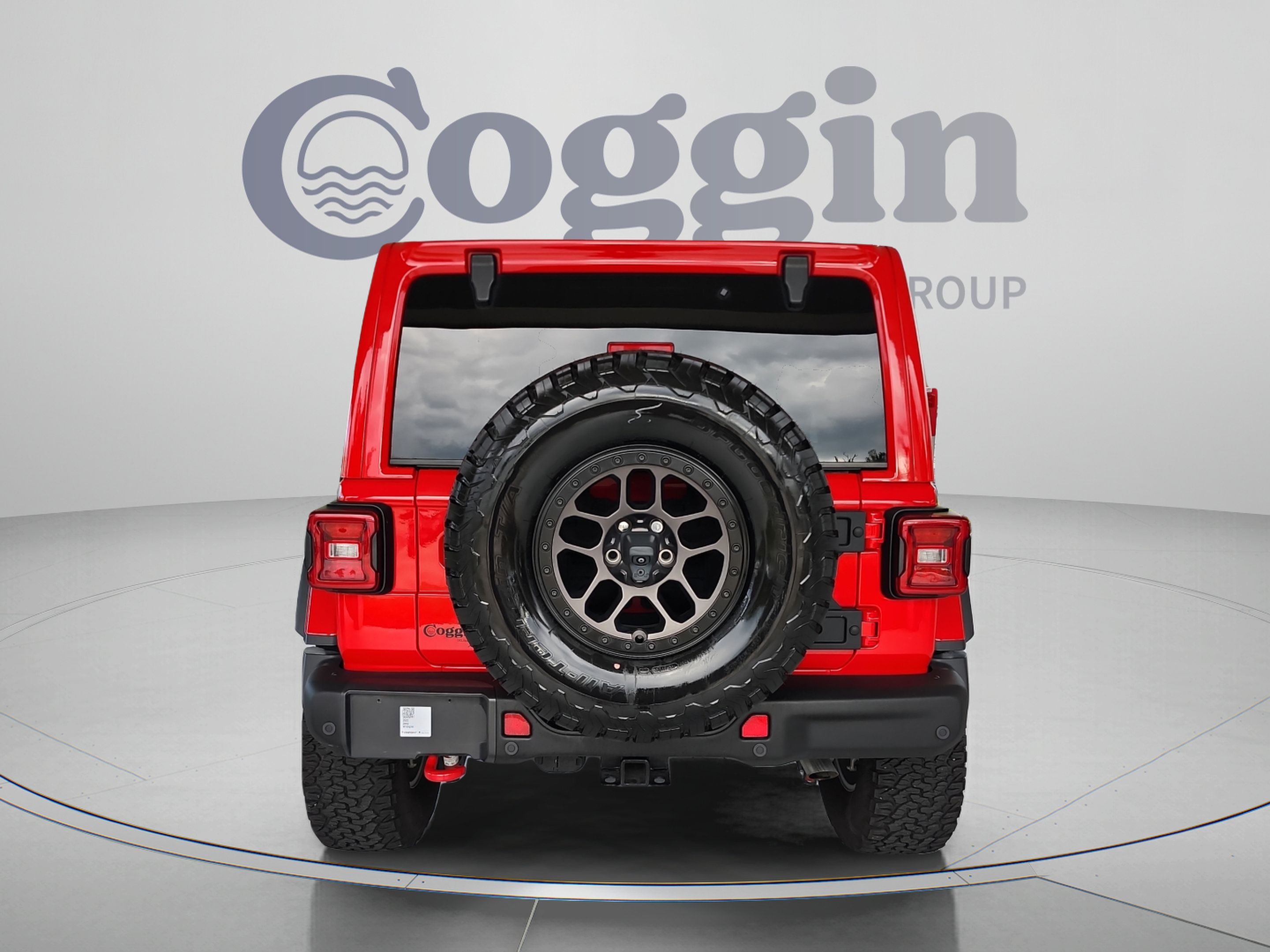 Used 2022 Jeep Wrangler Unlimited Rubicon w/ Xtreme Recon 35" Tire Package AWD/4WD image 4