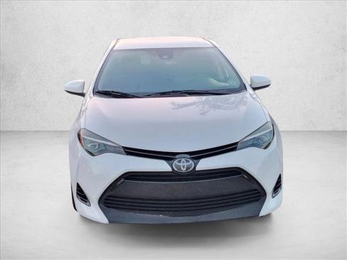 Used 2019 Toyota Corolla LE FWD image 2