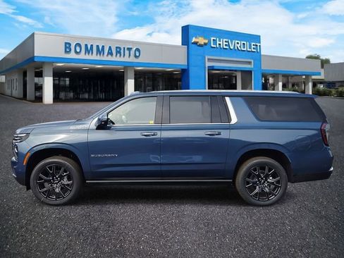 New 2026 Chevrolet Suburban High Country image 2