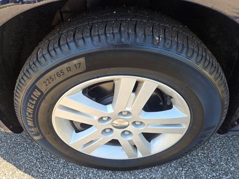 Used 2012 Dodge Grand Caravan Crew w/ Crew Value Pkg FWD image 36