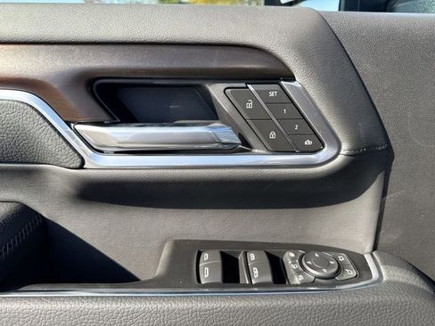 New 2026 GMC Sierra 2500 Denali w/ Denali Reserve Package image 13