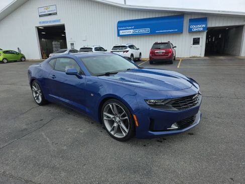 Used 2019 Chevrolet Camaro LT w/ RS Package image 7