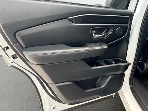 Certified 2023 Honda Pilot Elite image 11