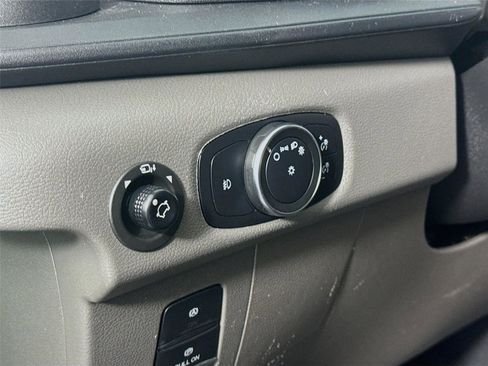 Used 2024 Ford Transit 350 XLT image 7