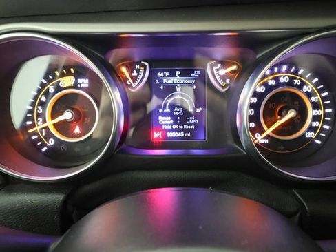 Used 2020 Jeep Wrangler Unlimited Sport image 13