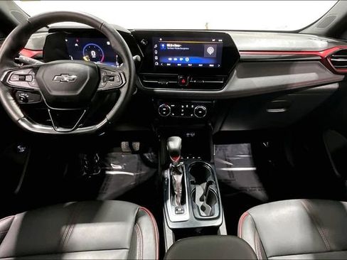Used 2025 Chevrolet TrailBlazer RS w/ Convenience Package AWD/4WD image 7