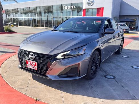 New 2026 Nissan Altima 2.5 SV FWD image 4