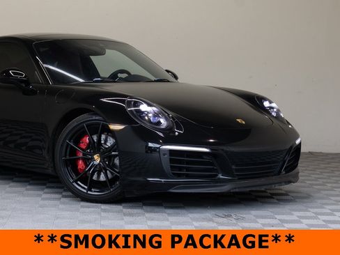 Used 2017 Porsche 911 Carrera S image 3