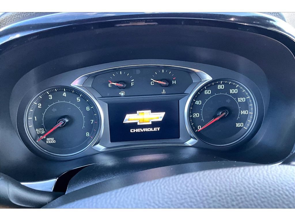 Used 2023 Chevrolet Traverse LT FWD image 13
