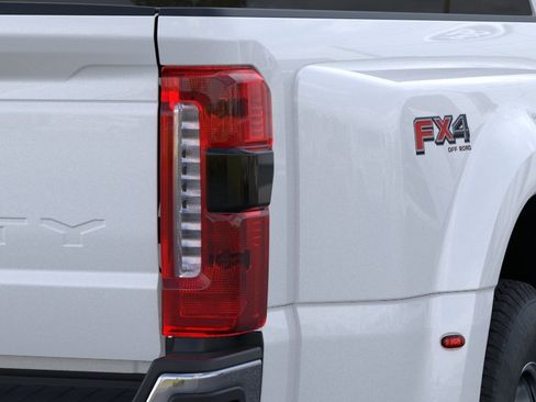 New 2026 Ford F350 Lariat w/ Lariat Ultimate Package AWD/4WD image 23