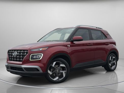 Used 2023 Hyundai Venue Limited w/ Cargo Package image 2