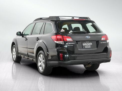 Used 2013 Subaru Outback 2.5i Limited w/ Moonroof Pkg AWD/4WD image 3