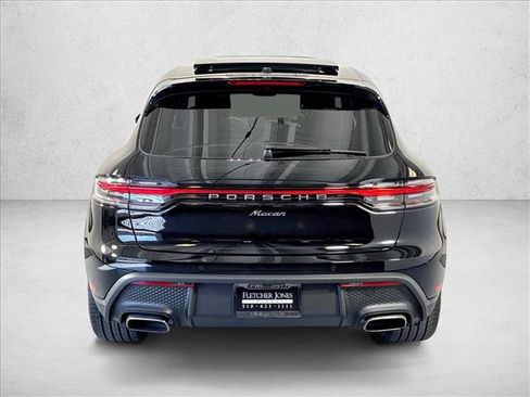 Used 2026 Porsche Macan AWD/4WD image 10