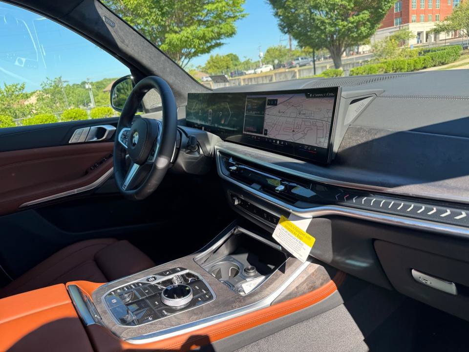 New 2027 BMW X7 xDrive40i w/ Executive Package AWD/4WD image 28