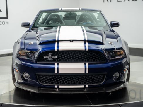 Used 2012 Ford Mustang Shelby GT500 w/ Electronics Pkg RWD image 19