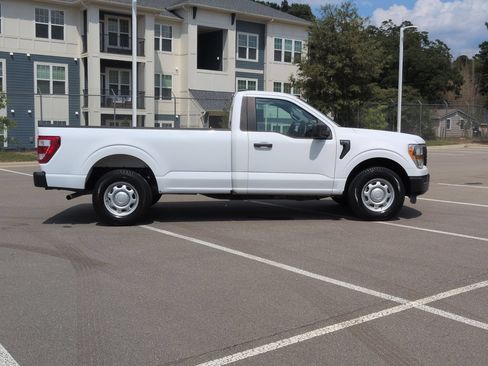 Used 2022 Ford F150 XL w/ Equipment Group 101A High RWD image 3