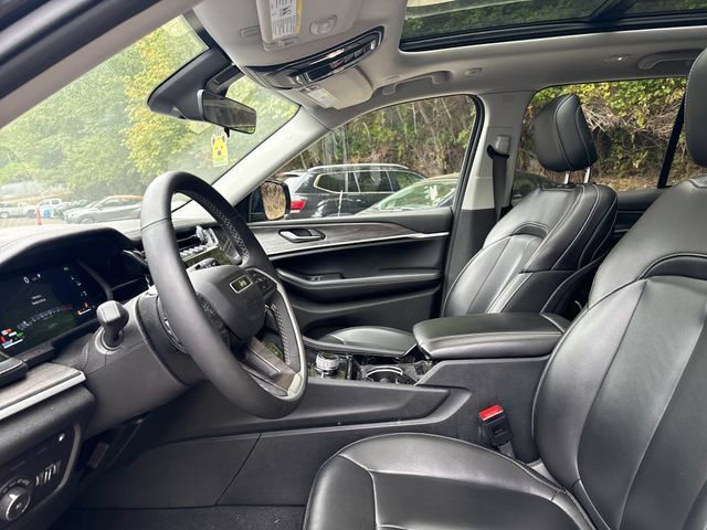 Used 2023 Jeep Grand Cherokee 4WD 4xe image 14