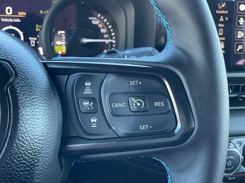 Used 2024 Jeep Wrangler Unlimited Rubicon 4xe image 12