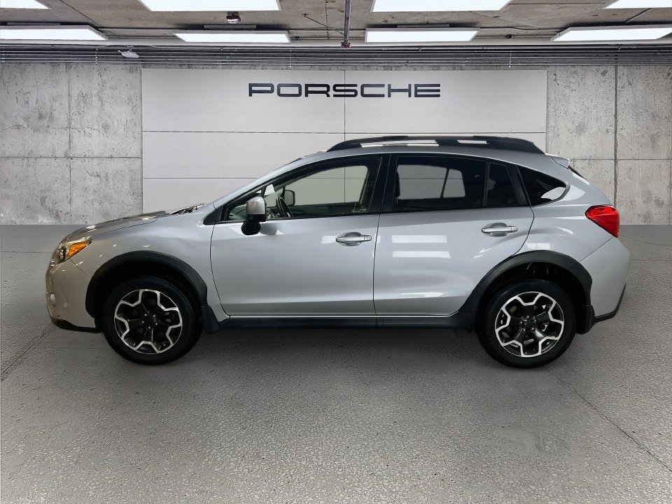 Used 2014 Subaru Crosstrek 2.0i Premium w/ Moonroof Package AWD/4WD image 2