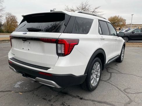 New 2026 Ford Explorer Platinum image 7