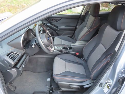 Used 2023 Subaru Crosstrek 2.0i Premium AWD/4WD image 18