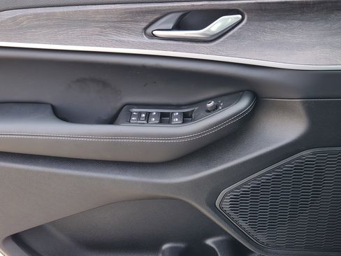 New 2026 Jeep Grand Cherokee Altitude image 17