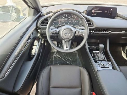New 2026 MAZDA MAZDA3 Hatchback w/Premium Plus Pkg AWD/4WD image 8