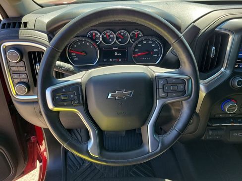 Certified 2021 Chevrolet Silverado 1500 RST AWD/4WD image 22