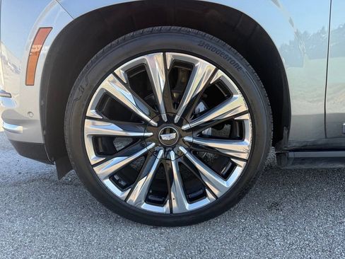 Certified 2026 Cadillac Escalade Luxury w/ Touring Package AWD/4WD image 14