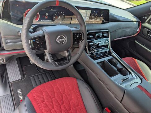 Used 2026 Nissan Armada NISMO AWD/4WD image 4