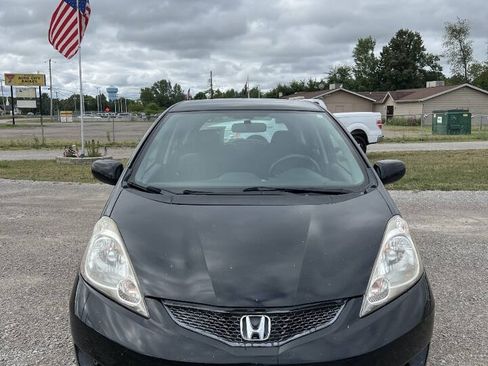 Used 2011 Honda Fit Sport image 3