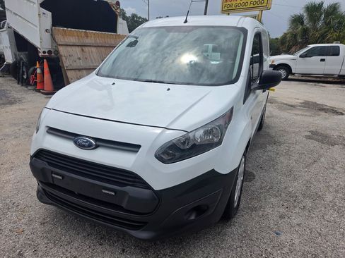 Used 2018 Ford Transit Connect XL FWD image 5