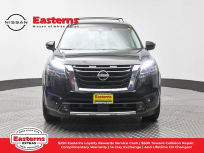 Used 2023 Nissan Pathfinder SL