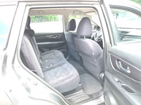 Used 2016 Nissan Rogue S AWD/4WD image 12