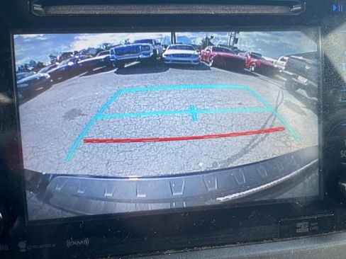 Used 2017 Toyota Sienna SE image 28