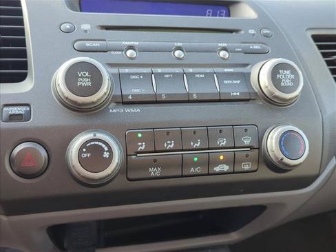 Used 2011 Honda Civic LX image 17