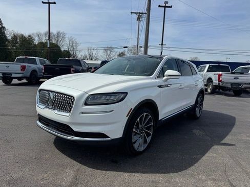 Used 2022 Lincoln Nautilus Reserve w/ Equipment Group 201A image 18