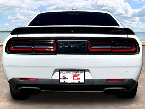 Used 2022 Dodge Challenger SRT Hellcat w/ Plus Package RWD image 5
