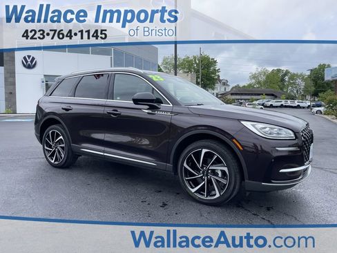 Used 2023 Lincoln Corsair Reserve AWD/4WD image 1