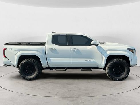 Used 2026 Toyota Tacoma TRD Sport AWD/4WD image 4