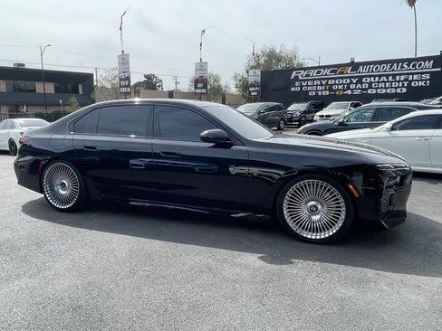 Used 2025 BMW 740i RWD image 20